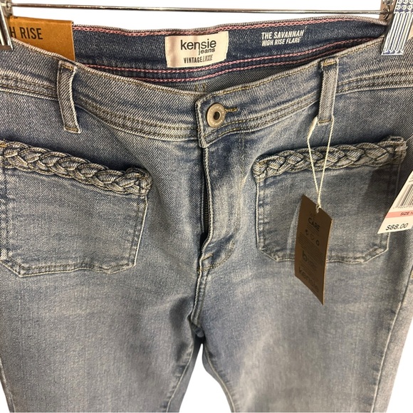 Kensie The Savannah high-rise flare jeans - Picture 5 of 6